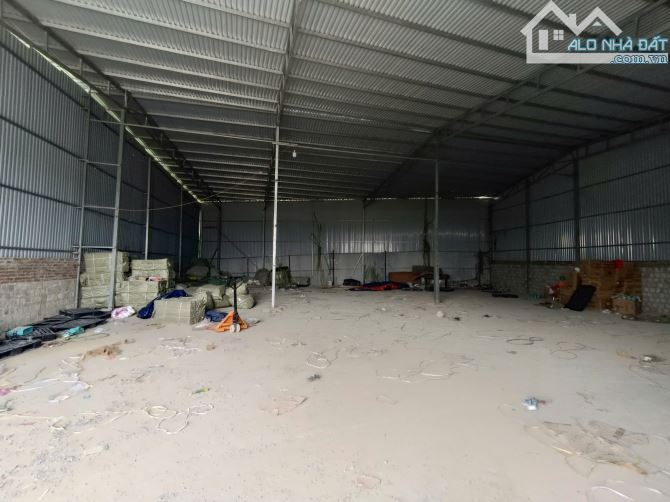 Cho thuê kho đường Lê Trọng Tấn, Hoài Đức, HN. DT 700m, cao 6m, xe công đỗ cửa. Giá 65k/m/ - 6