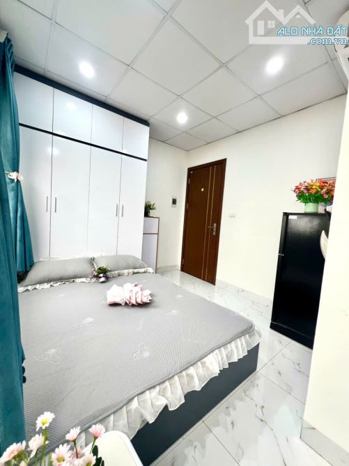 STu Cầu Giấy_Đẹp lung linh_full đồ cao cấp_oto qua nhà_nhận Pet_Tây - 6