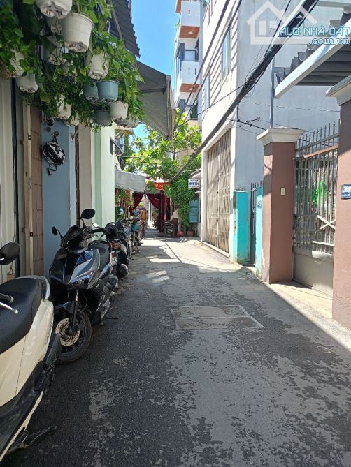 Bán nhà 3 Tầng Mới full nội thất - lô góc kiệt oto hiếm có đường Hoàng Diệu - 6