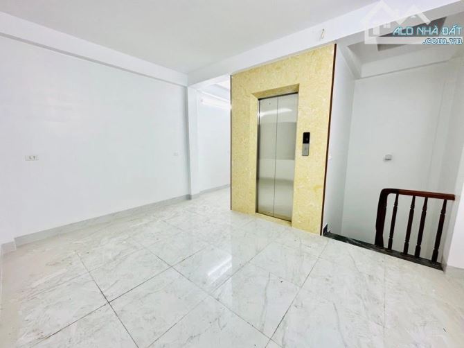 CHÀO BÁN NHÀ TỨ LIÊN, TYÂ HỒ ,5T THANG MÁY 9 TY - 6