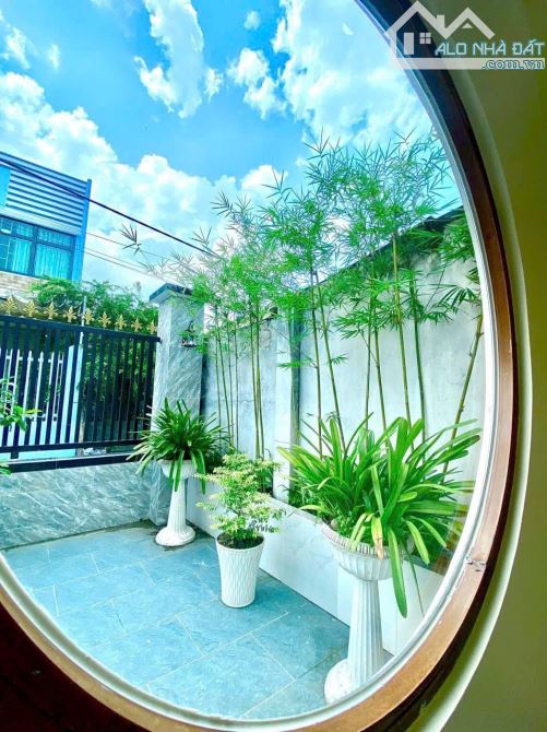 Biệt thự mini sân vườn, xây mới, trung tâm hóc môn, 8x15m, nhỉnh 4 tỷ - 6