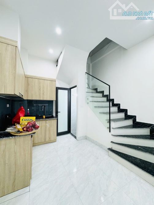 🏡 NGỌC THỤY – 30M², 5 TẦNG, 3 NGỦ – 10M RA PHỐ, Ở CỰC SƯỚNG – 7,75 TỶ - 6