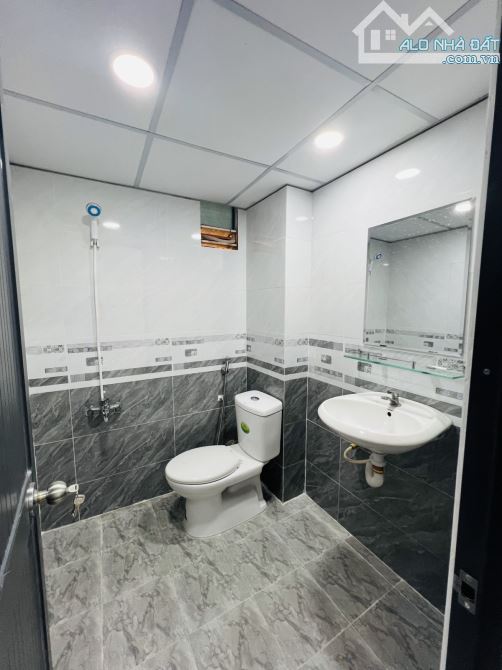 Bán CHUNG CƯ quận BÌNH THẠNH _ SỔ HỒNG RIÊNG _ 61M2 _ 2TỶ98 - 6