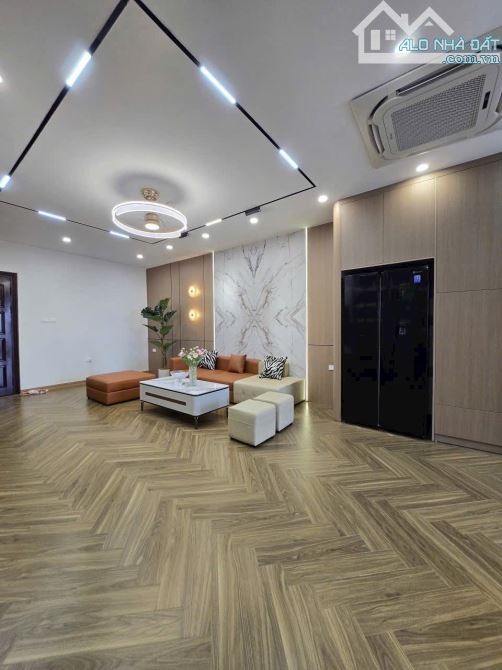 CHUNG CƯ NGYỄN CHÍ THANH 94M2 – 3PN – VIEW HỒ NGỌC KHÁNH – FULL ĐỒ CAO CẤP – 9.9 TỶ - 6