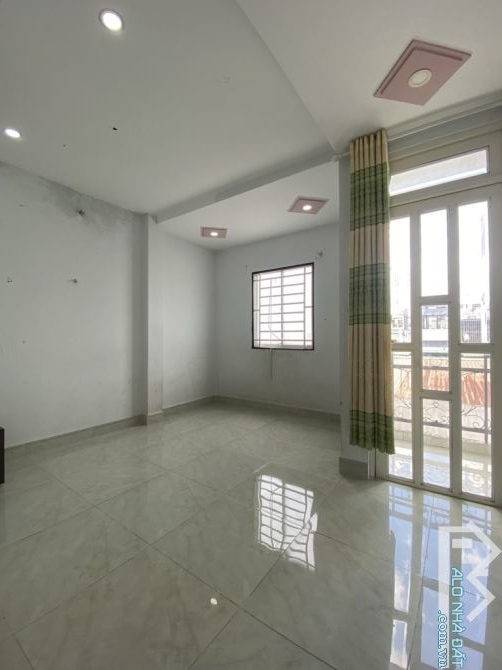 Nhà đẹp Chiến Lược, Bình Trị Đông - Chỉ 6.1 tỷ ​Nhà phố 72m² (4x18m), 3 tầng, 4 phòng ngủ - 6