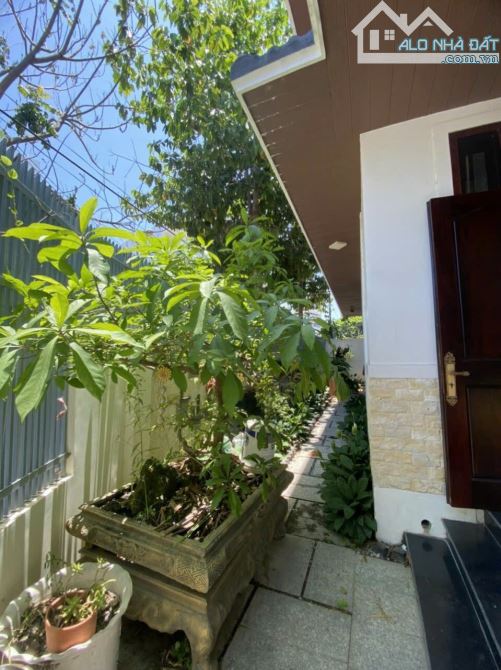 Siêu hot!BIỆT THỰ góc siêu mới đẹp 166m2 mặt 8m đường Trương Hán Siêu PhướcLong giá17 tỷ - 6