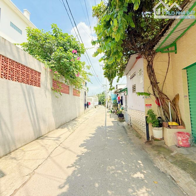 ĐẤT ĐẸP 1 LÔ DUY NHẤT ĐƯỜNG THÔNG ĐƯỜNG ĐINH THỊ THI ( VẠN PHÚC CITY ), ĐƯỢC XÂY 5 TẦNG - 6