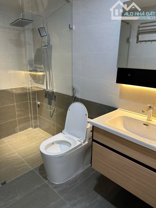 BÁN NHÀ PHỐ DƯƠNG QUẢNG HÀM, CẦU GIẤY DIỆN TÍCH 65M, 6 TẦNG, MẶT TIỀN 4.5, GIÁ 21 TỶ. - 6