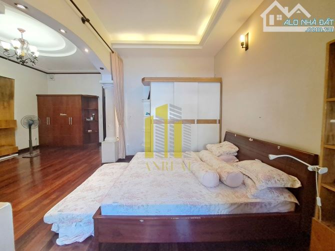 Cho thuê Villa Trần Não full nội thất 5 phòng. Giá 35 triệu - 6
