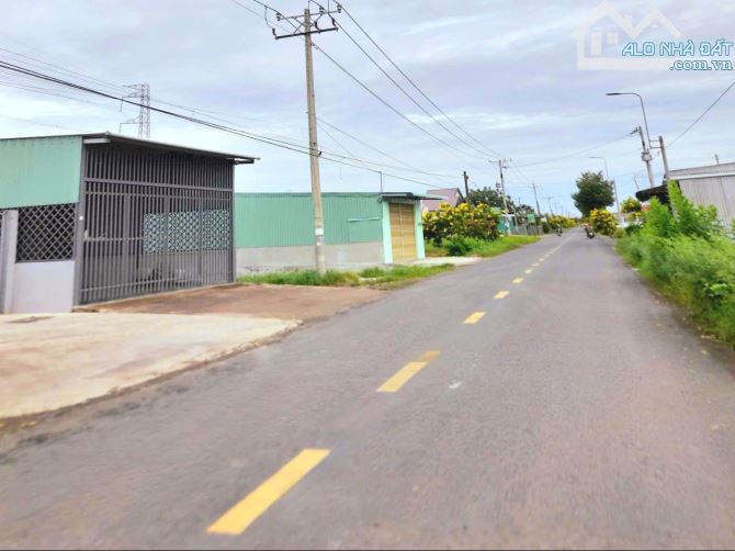 Hàng Vip, 1000m2 đất lúa chuyển thổ đường xe cont 833 chỉ 3 tỷ - 6