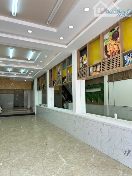 GIÁ TỐT CHUYỂN NHƯỢNG NHANH_ MẶT TIỀN KINH DOANH SIÊU VIP. NHÀ 5 TẦNG, MẶT TIỀN 5M, ĐƯỜNG - 6
