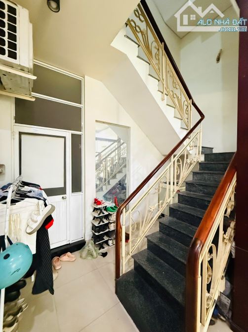 Bán CHDV Dòng Tiền Ổn Định - Hương Lộ 2 Bình Tân - DT 65m 4 Tầng - Giá Chỉ 7.5 Tỷ - 6