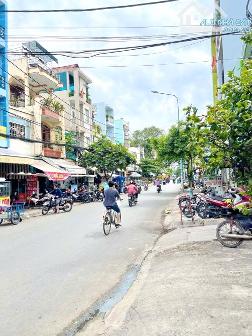Bán nhà 2 lầu mặt tiền KD đường Bông Sao P.Bình Đông Quận 8 - 6