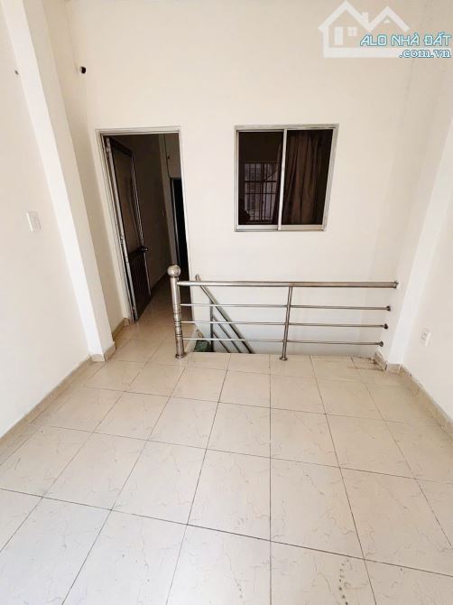 Nhà bán Mặt tiền kinh doanh đường Tám Danh, 2 tầng (3.3x8), nở hậu P4Q8 - 6
