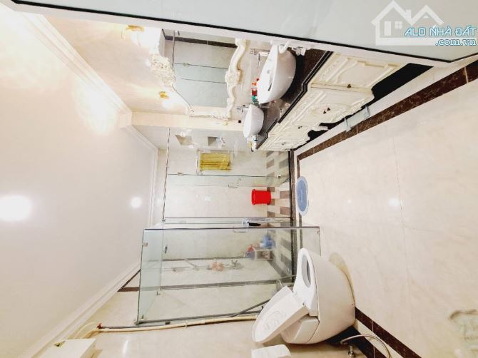 BÁN BIỆT THỰ 5 TẦNG ĐẲNG CẤP XA HOA – BÀNH VĂN TRÂN, P7, TÂN BÌNH – 325M² – GIÁ 69 TỶ - 6