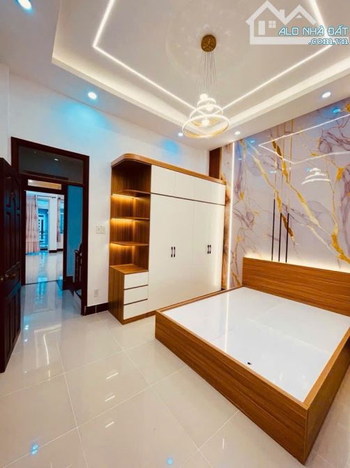 🔥Nhà Siêu Đẹp🔥..3 Tầng..DT 56m2..4x14..Giá 5,8 Tỷ-Ngay Khu Tên Lửa..HXH - 6