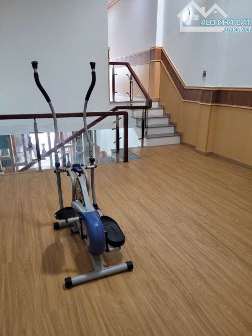 🛑 CHO THUÊ NHÀ 3 TẦNG: THÂN CÔNG TÀI - 3PN - 2WC - 6