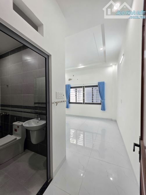 Bán nhà 1 trệt 2 lầu, đúc 3 tấm, KDC, p.Thuận Giao, Tp.Thuận An chỉ 4,6 tỷ TL M7798 - 6