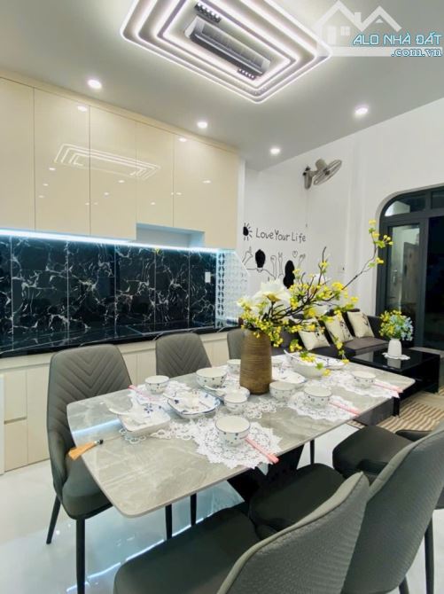 Nhỉnh 3 Tỷ - Sổ Hồng Riêng - 2 Tầng - 5x12 - Gần Quận 7 - 6