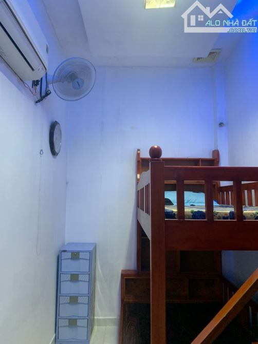 Nhà 1 trệt 1 lầu, 2pn 2wc, sẵn máy lạnh, gần Gigamall - 7
