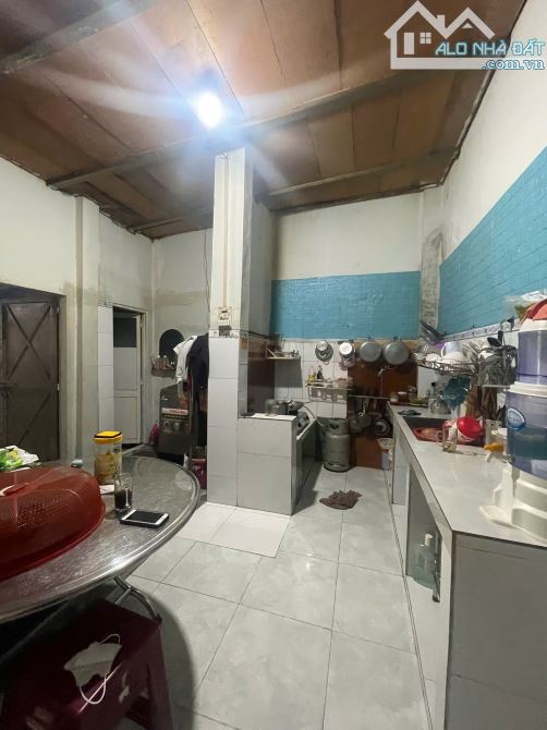 Nhà mặt tiền Phan Đăng Lưu, Thủ Dầu Một. Diện tích: 4,65x37 tổng 175.9m có 149.9m2 thổ cư - 7