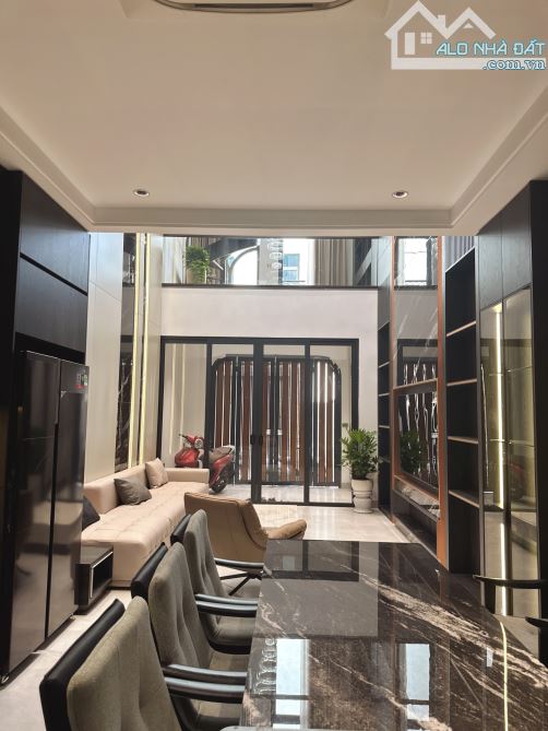 Chính chủ bán nhà 5 tầng ngõ 268 Ngọc Thụy - 7