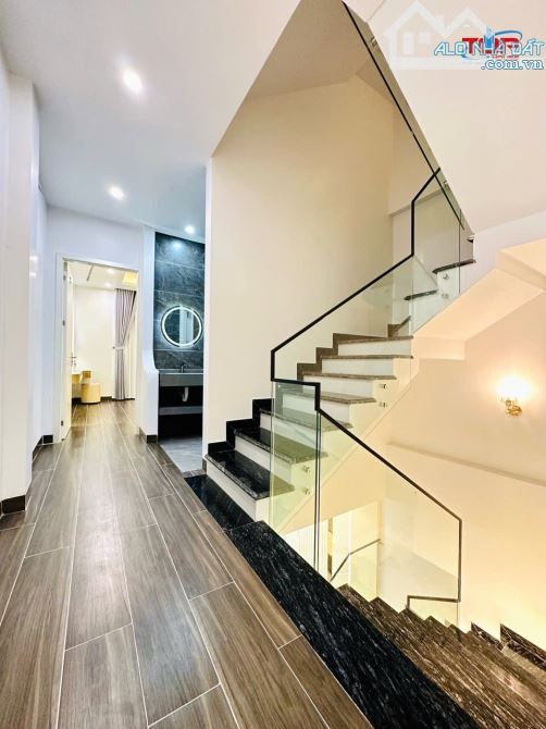 Bán nhà 4 tầng xây mới độc lập tại Tô Hiệu Lê Chân giá 6 ty 5 - 7