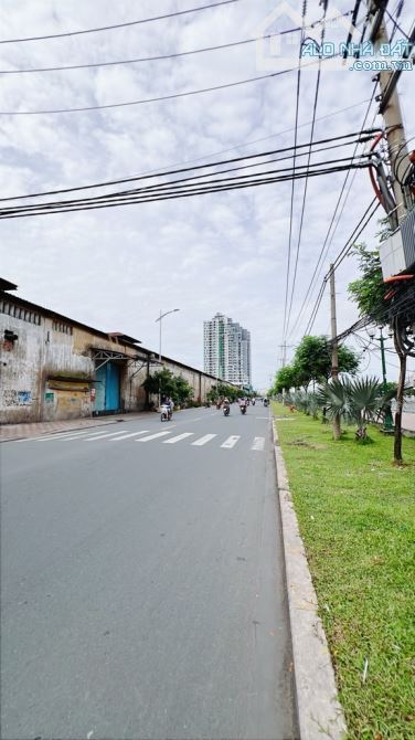 NHÀ/ HOÀI THANH Q8 DT 41,3M2 CÁCH MẶT TIỀN ĐƯỜNG LỚN CHỈ 100M GIÁ NHỈNH 3X TỶ - 7