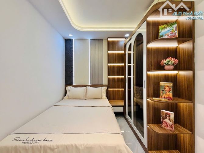 42m² GÒ VẤP - 4 TẦNG HẺM 6M - NGUYỄN VĂN KHỐI - nhỉnh 5 TỶ - 7