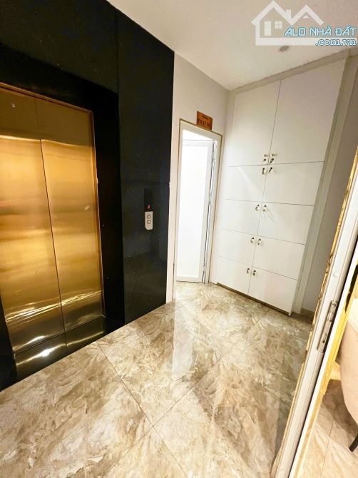 Cho thuê nhà đẹp 218 Bến Vân Đồn Quận 4 - Hầm trệt 4 lầu giá siêu tốt chỉ 75 triệu baothuế - 7