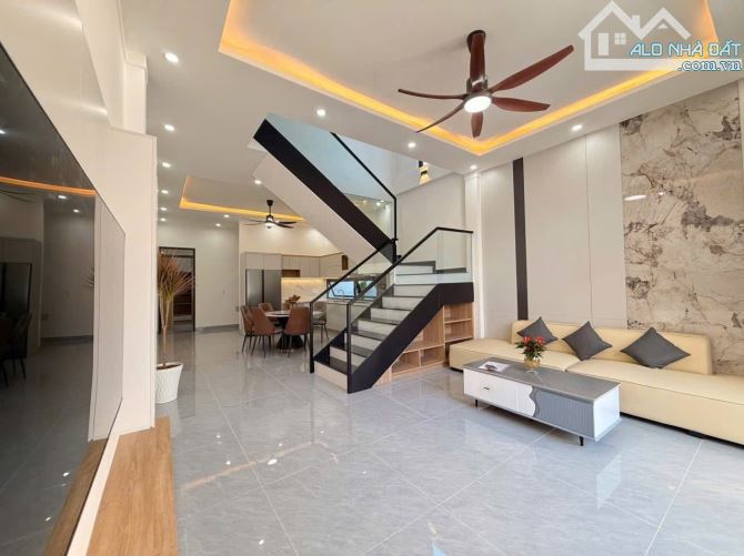Nhà xinh 1 mê 1 mái mặt tiền Khúc Thừa Dụ, P. Ea Tam (cũ) - 7