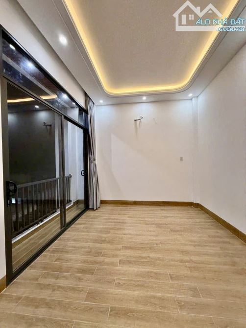 Cặp Nhà Trệt Lầu hẻm 311 đường Nguyễn Văn Cừ - Gần Cao đẳng Y Tế & ĐH Công Nghệ - 7