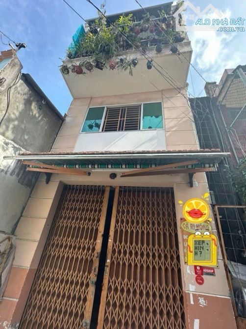 BÁN NHÀ LẠC LONG QUÂN, TÂN BÌNH- VỊ TRÍ CỰC ĐẸP - CÁCH 1 CĂN HẺM XE HƠI - NHÀ 3 TẦNG 4PN. - 7