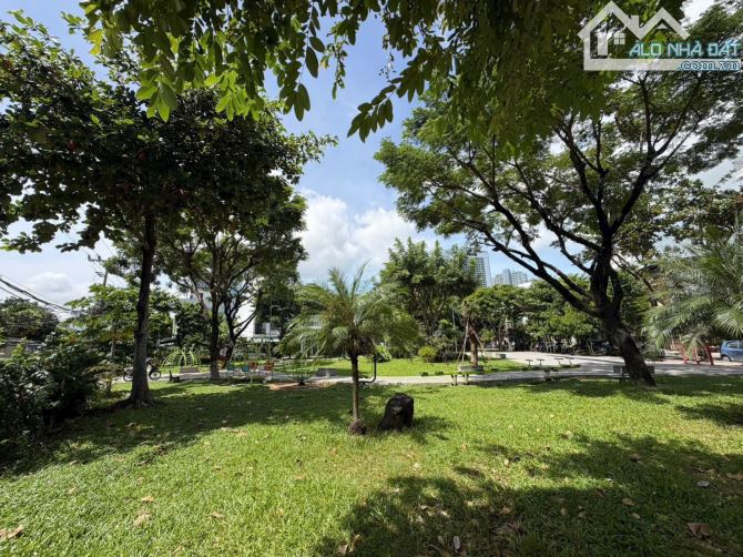Bán gấp 307m đất ngang 10m mặt tiền đường An Nhơn đối diện công viên ngay Vincom Chỉ 24 tỷ - 7