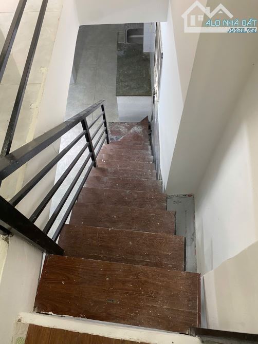 Nhà Vị trí KD Hẻm thông 5m xe hơi xe tải Nguyễn Hữu Cảnh - 7