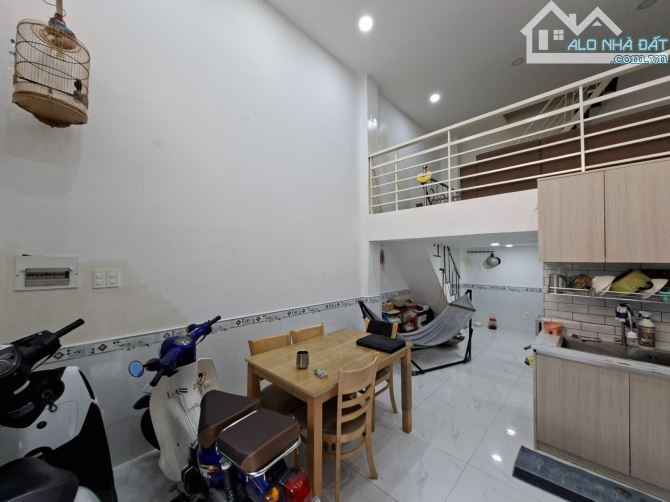 LƯƠNG VĂN CAN Q8 - 4X7.5M - CHỈ 3.75 - NHÀ ĐẸP 3 TẦNG - 7