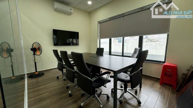 Bán nhanh KHách sạn Vip tại Nguyễn Văn Trỗi - Dòng tiền ổn định - 7