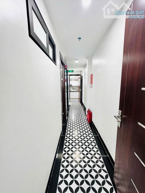 Bán nhà dòng tiền Chùa Láng, dt 88tr/th lô góc 2 thoáng, 30m ra phố, TM, PCCC giá 12.1 tỷ - 7