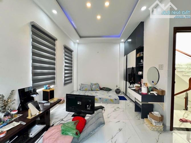 🔥[BÌNH THẠNH] CÁCH MẶT TIỀN NGUYỄN VĂN ĐẬU 10M – 5 TẦNG MỚI ĐẸP – NGANG 5.2M - 7