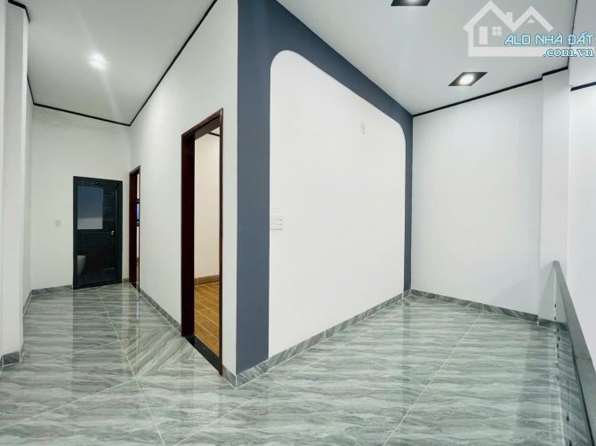 Nhà Lầu 5x20 sổ hồng riêng, 3 phòng ngủ, sát bên Cầu Lớn Hóc Môn - 7