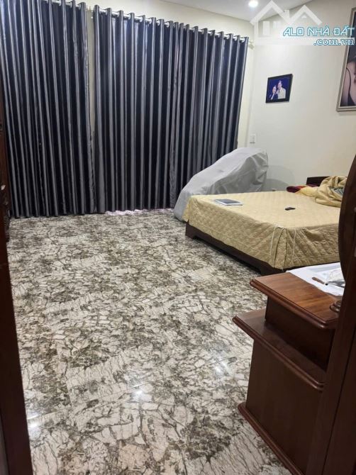 📌📌📌LÀM VIỆC TRỰC TIẾP GIÁ TỐT !!!bán  nhà 4 tầng mặt tiền nguyễn hữu thọ - 7