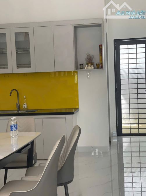 BÁN NHÀ VIEW SÔNG ĐÃ HOÀN THIỆN GIÁ CHỈ 2ty930 - 7