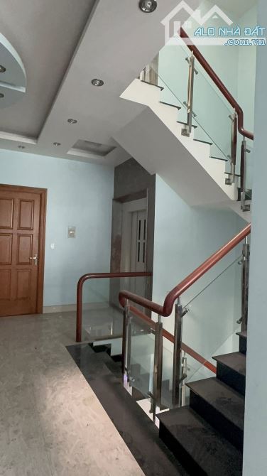 BÁN CĂN GÓC BIỆT THỰ KHU 6B INTRESCO - 157,5M2 - 19,5 TỶ ( TL ) - 8