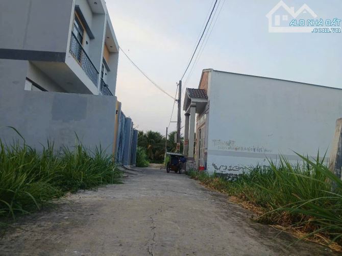 🌻Cần bán 2 căn nhà liền kề vừa mới xây thuộc Tân Mỹ Chánh - Tp Mỹ Tho- Tiền Giang (cũ) ( - 8