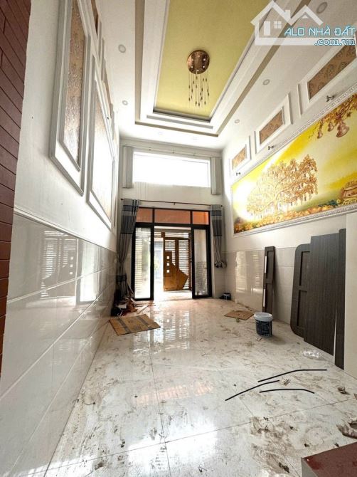 BÁN NHÀ MẶT TIỀN HẺM LỚN HƯƠNG LỘ 2 ( 66m2 , 5 tầng ) Giá nhỉnh nhẹ 7 tỷ - 8