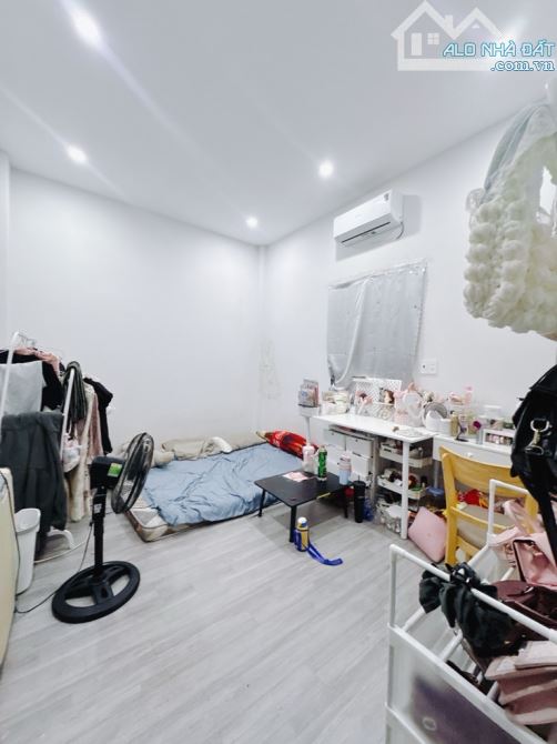 (#4165) - NHÀ 2 TẦNG TẠI TÔN THẤT THUYẾT F15 Q4 . KHU DC HIỆN HỮU KHÔNG QH - 8