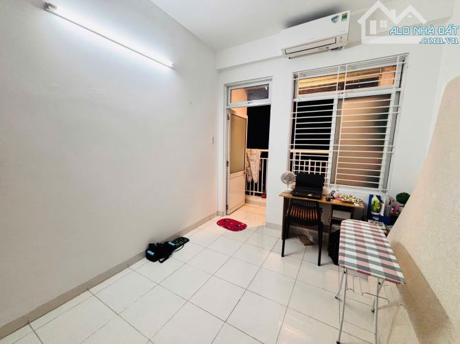 Chung cư CT1 Vĩnh Điềm Trung DT 63.5mv có 2PN, nội thất đẹp, sổ hồng lâu dài, đủ tiện ích - 8