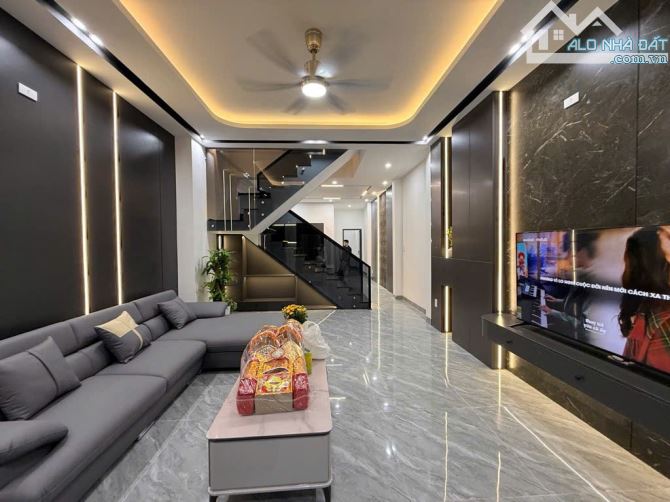NHÀ ĐẸP 3 TẦNG MẶT TIỀN YÊN KHÊ 2 – VIEW KÊNH – SÁT BIỂN - 8