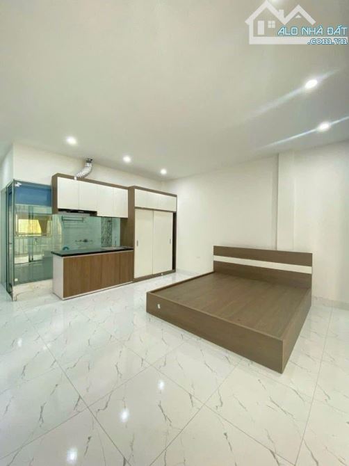 Bán Toà CHDV 7 Tầng 14 phòng Kk, 3 Thoáng Ô Tô vào nhà 61/66M Hoàng Mai- Chỉ 18.5 Tỷ(TL) - 8