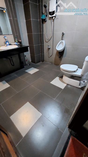 Cho thuê nhà NGUYÊN CĂN mặt tiền Đinh Bộ Lĩnh, Phường 26, Bình Thạnh (Hầm trệt 3 Lầu) - 8